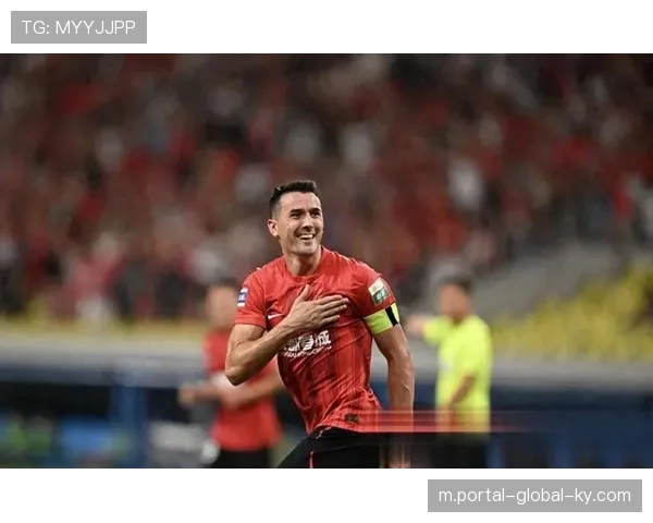 新帅阿洛伊西两战皆负 蓉城中场出球体系因周定洋离队而重构艰难 新帅阿洛伊西两战皆负 蓉城中场出球体系因周定洋离队而重构艰难